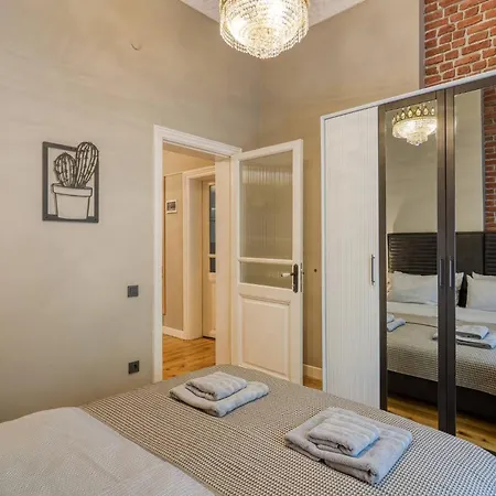 Premium House, 3br, Renovated, Loc Kadky