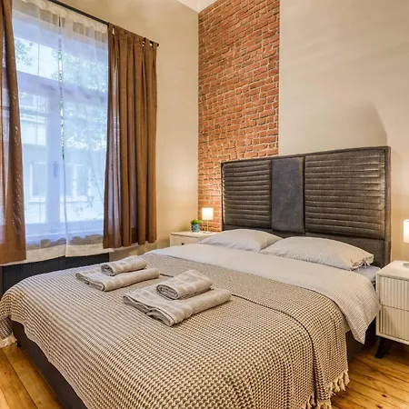 Premium House, 3br, Renovated, Loc Kadky Апартаменты Стамбул